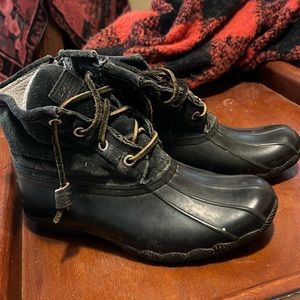 Sperry top-sider boots, women’s size five black with leather laces